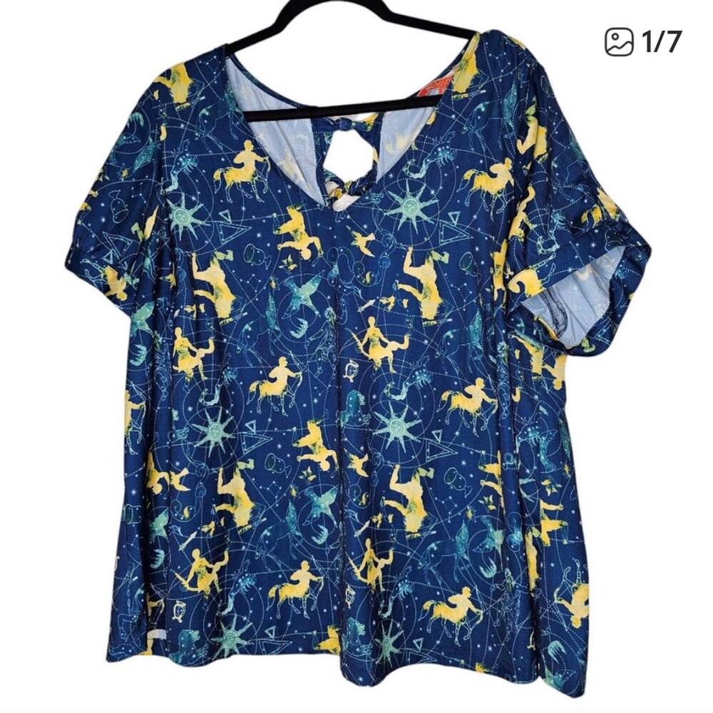 Modcloth Size 2x Blue Constellation Zodiac Astrology Short Sleeve Blouse V Neck